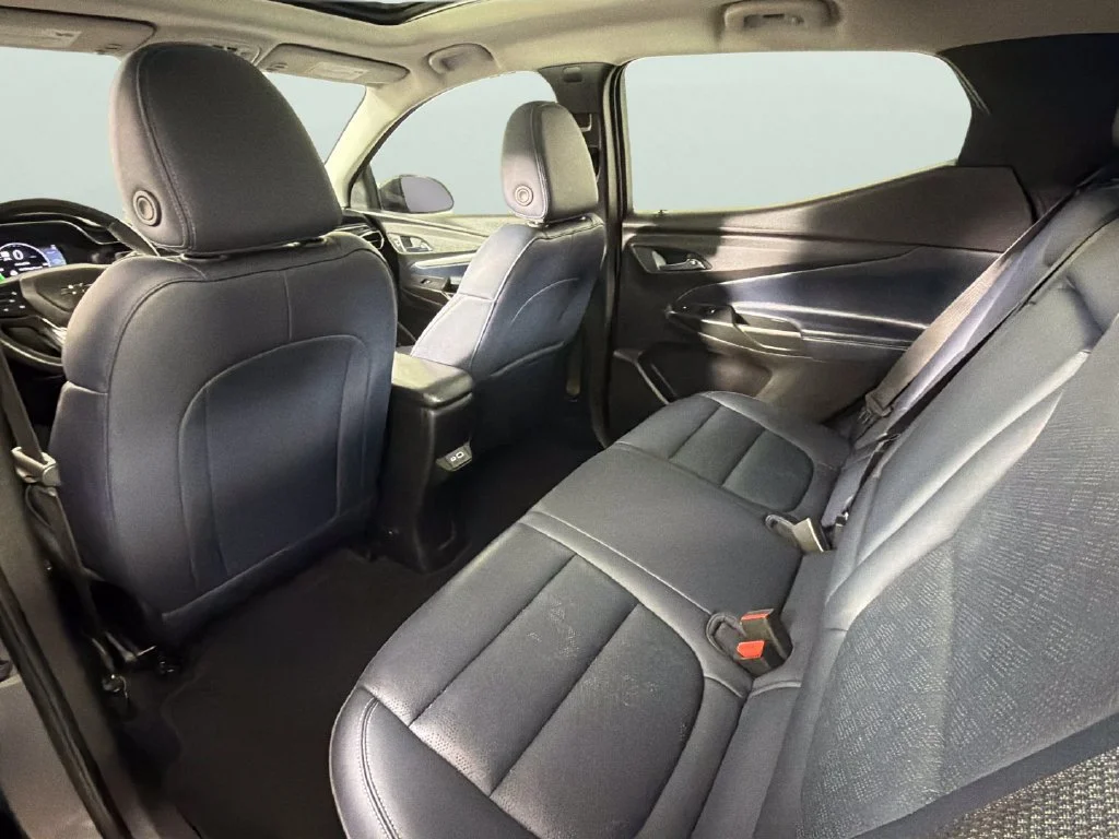 Used 2022 GRAY GHOST METALLIC Chevrolet Premier image 29