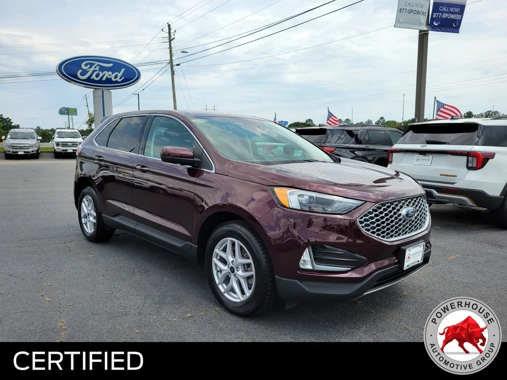 Used 2023 Red Ford SEL image 8