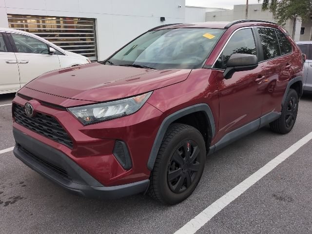 Used 2020 Pearl Toyota LE image 5