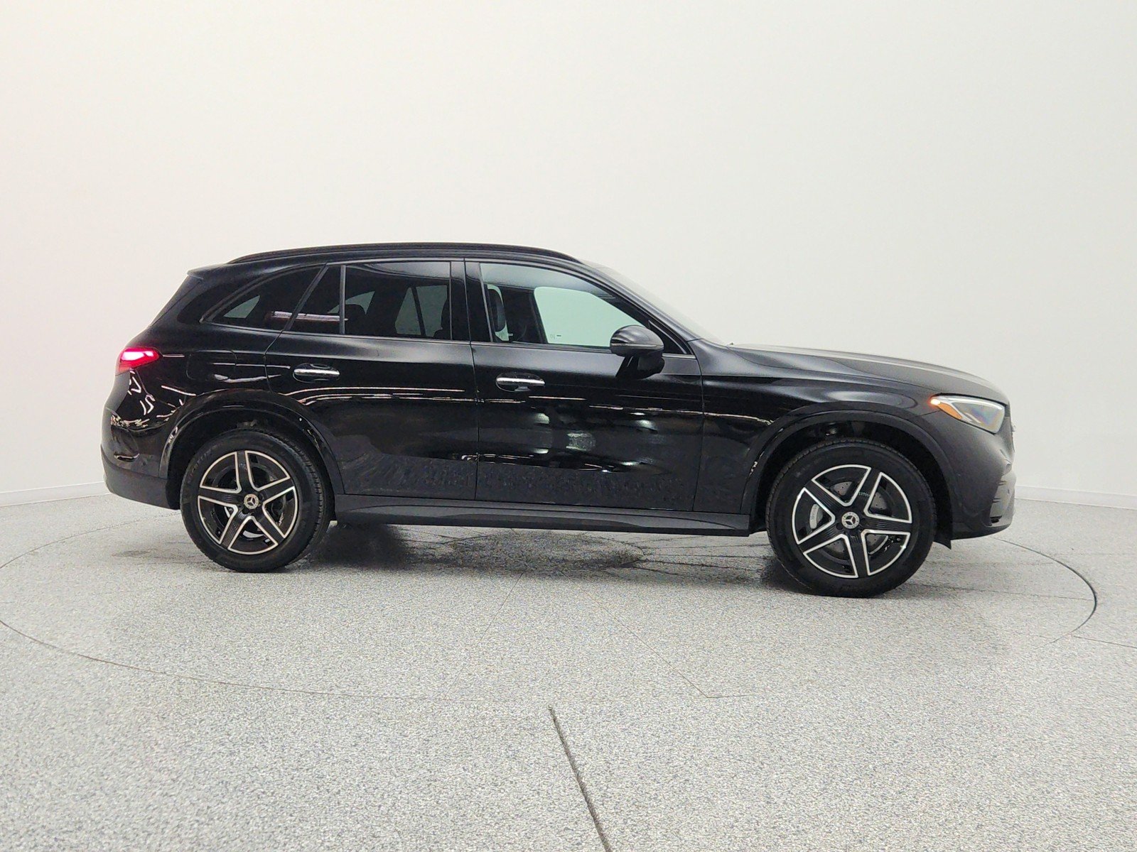 Certified Used 2023 Black Mercedes-Benz GLC 300 SUV image 4