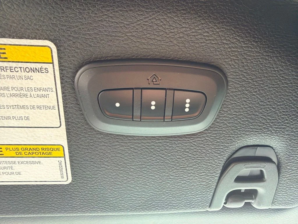 Used 2021 Gray Jeep Sport image 38