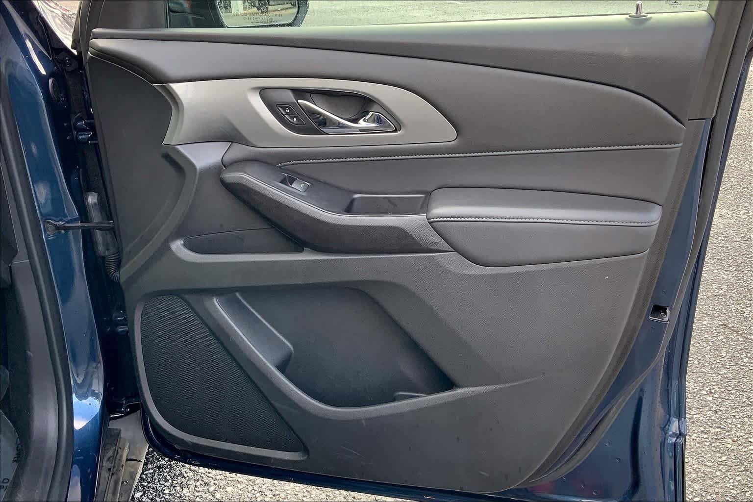 Used 2023 Northsky Blue Metallic Chevrolet LT Cloth image 22