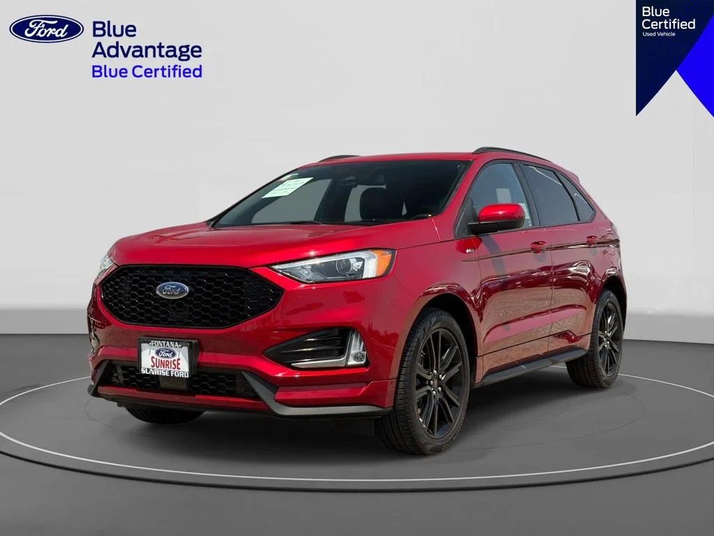 2023 Ford Edge ST-Line AWD's photo