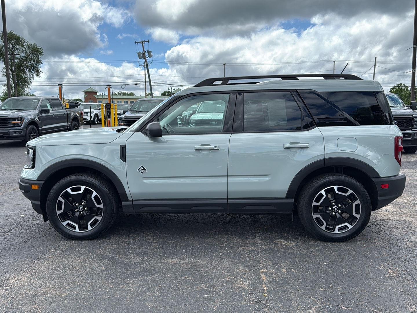Used 2023 Cactus Gray Ford Outer Banks image 19