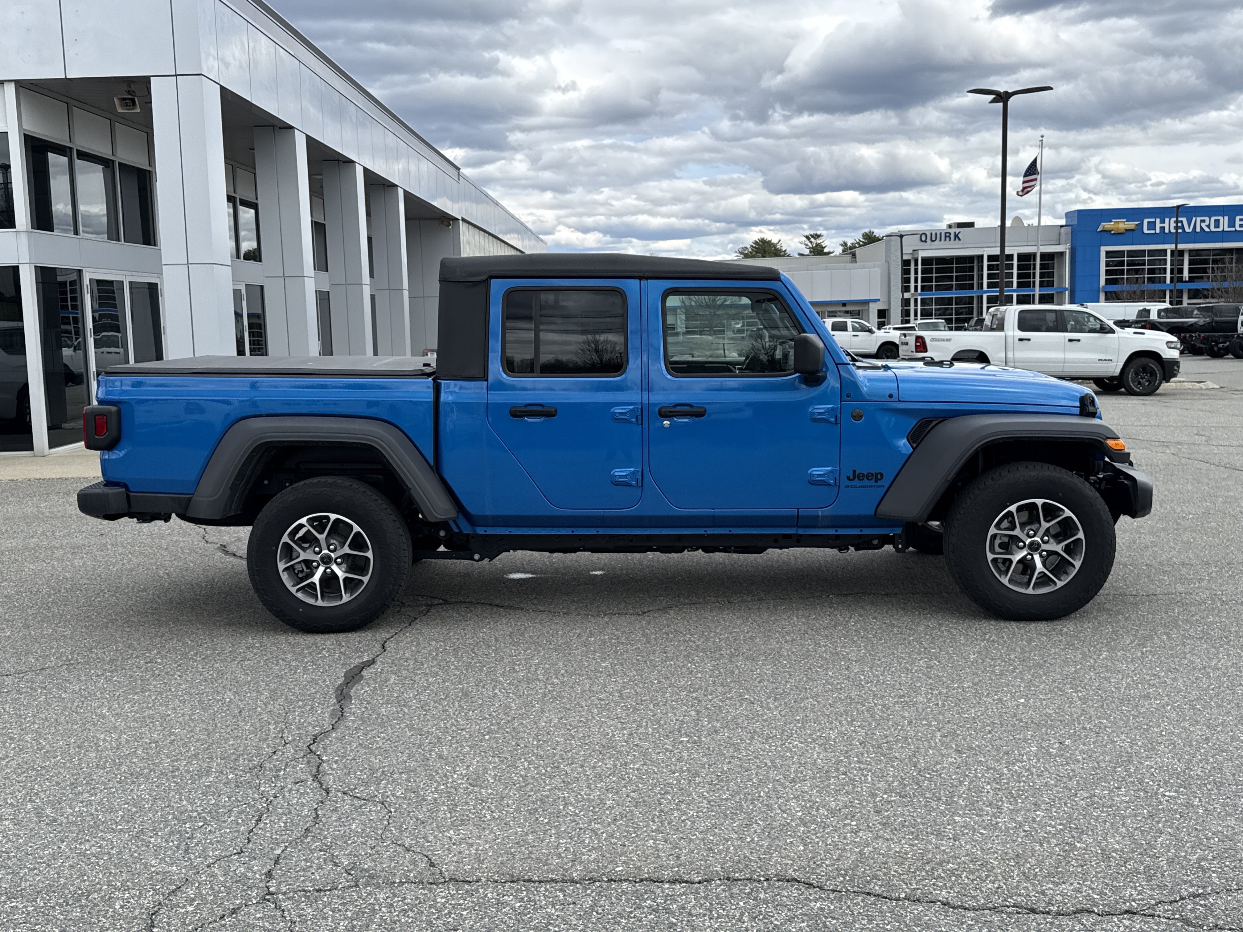 New 2025 Hydro Blue Pearlcoat Jeep Sport S image 8