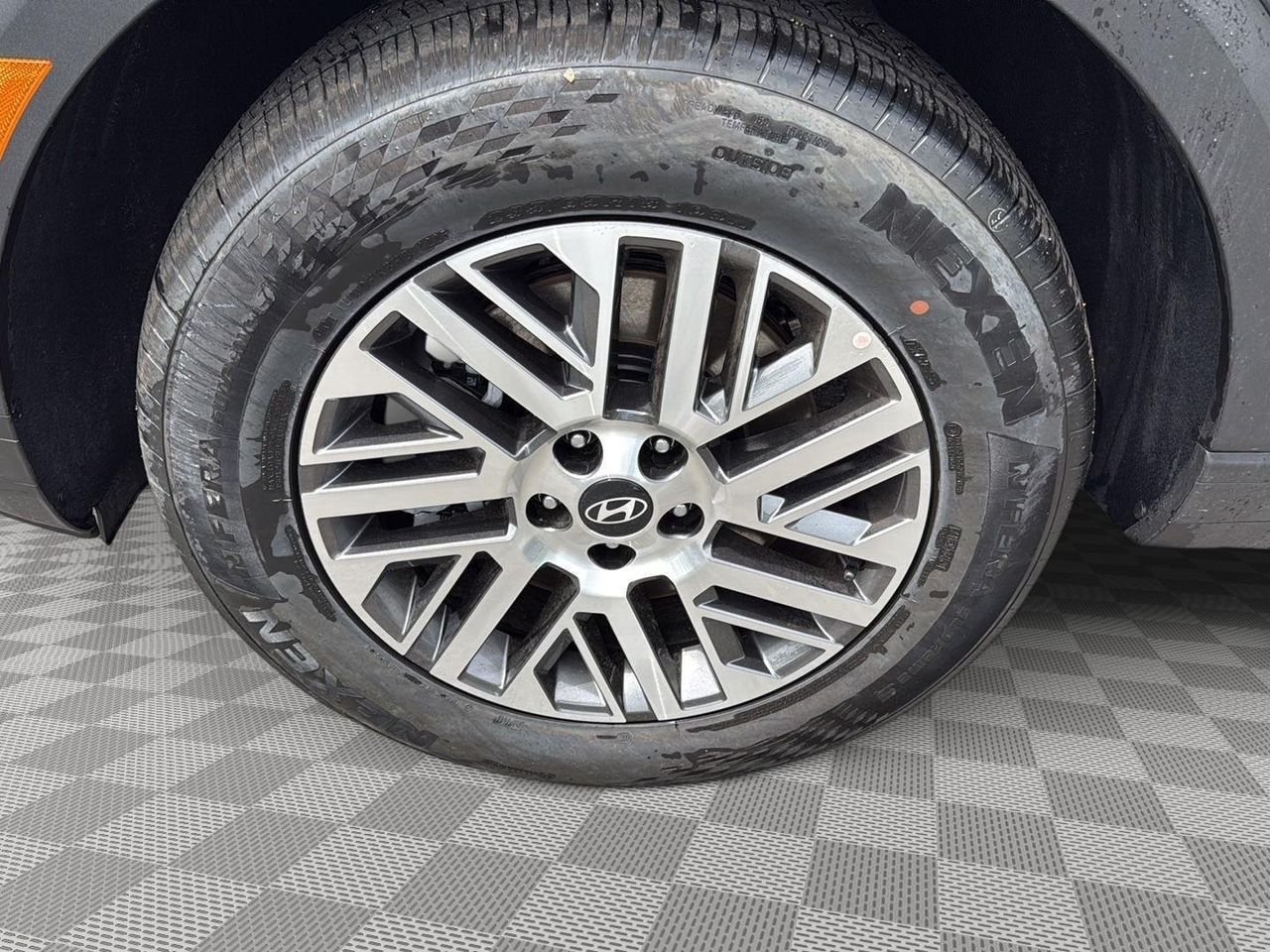 New 2026 Ecotronic Gray Pearl Hyundai SE AWD image 43