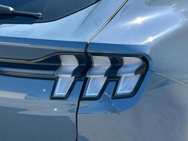 Certified Used 2023 Blue Ford Select image 10