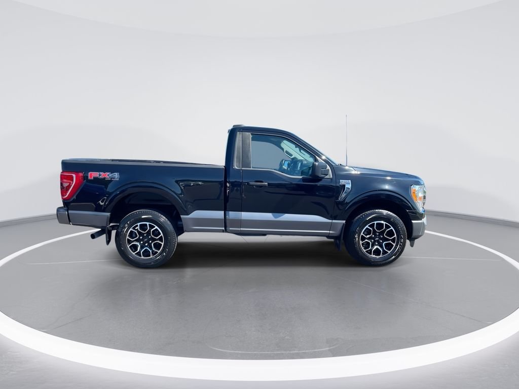 Used 2022 Black Ford XLT image 9