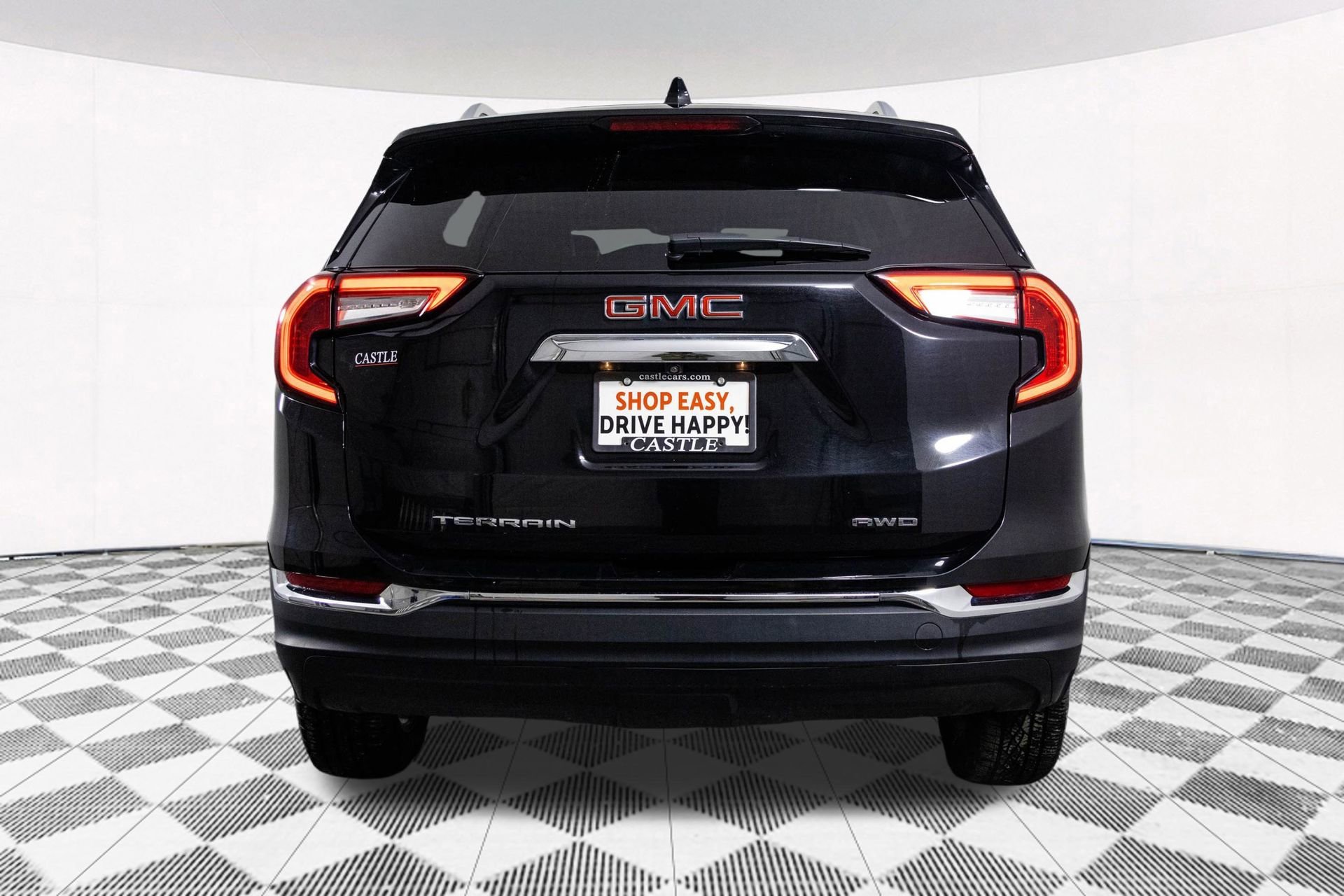 2022 GMC TERRAIN - Image 13