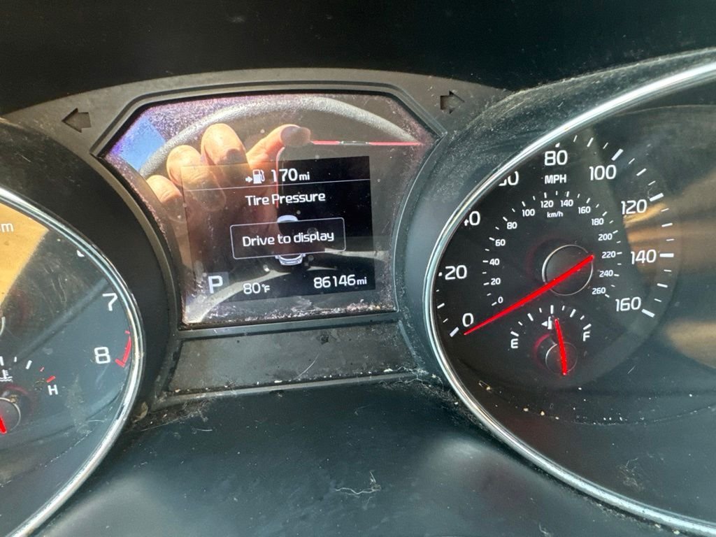 Used 2021 Black Kia LX image 12