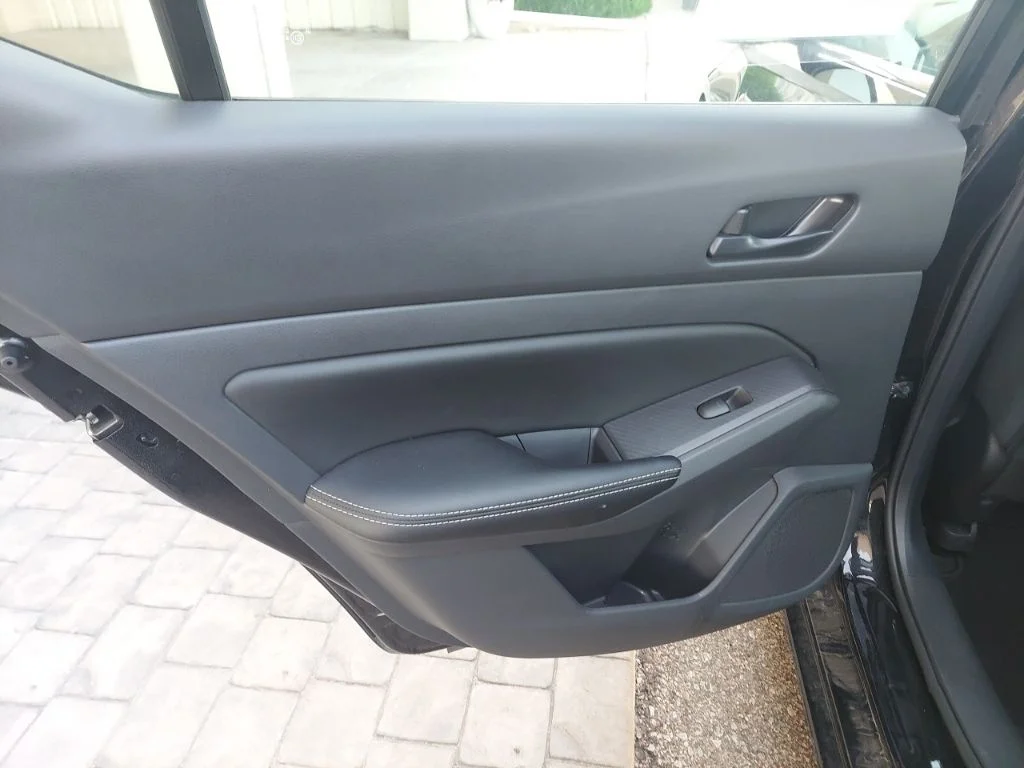2025 Nissan Altima SV - Photo 38