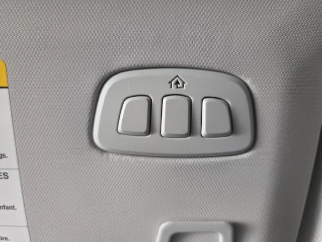 Used 2024 White Ford Select image 30