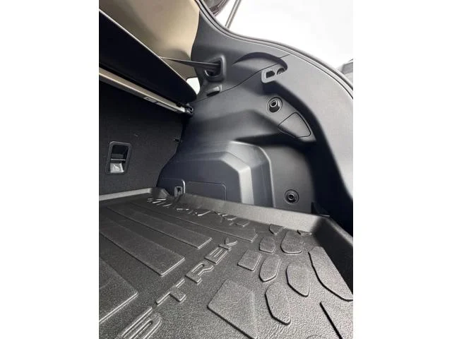New 2026 CRYSTAL BLACK SILICA Subaru Premium image 12