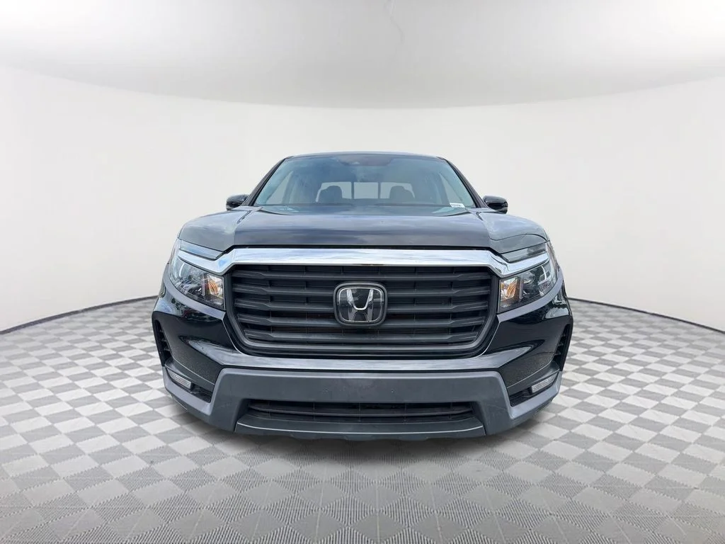 Used 2023 Black Honda RTL image 2