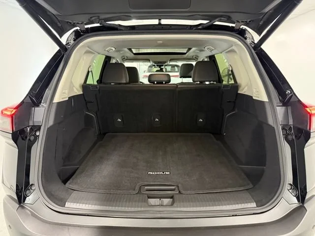 Used 2023 Black Nissan SV image 8