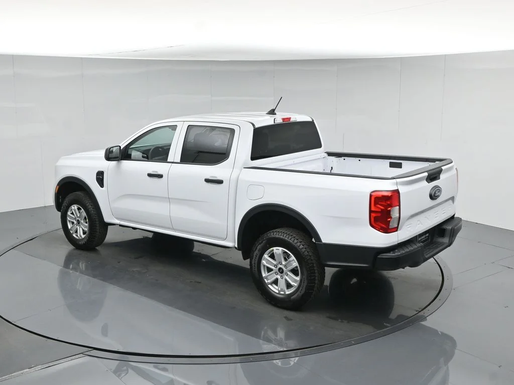 New 2026 Oxford White Ford XL image 39