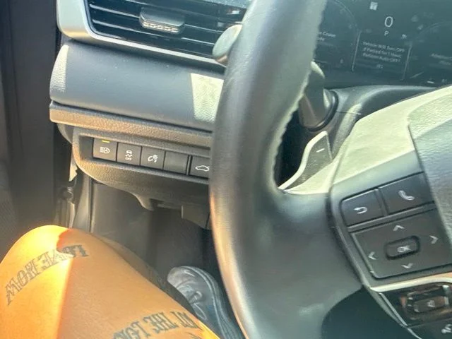 Used 2025  Toyota XSE image 31