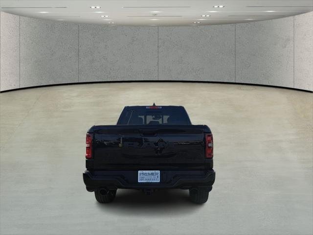New 2026 Diamond Black Crystal Pearl-Coat Exterior Paint RAM BIG HORN image 32