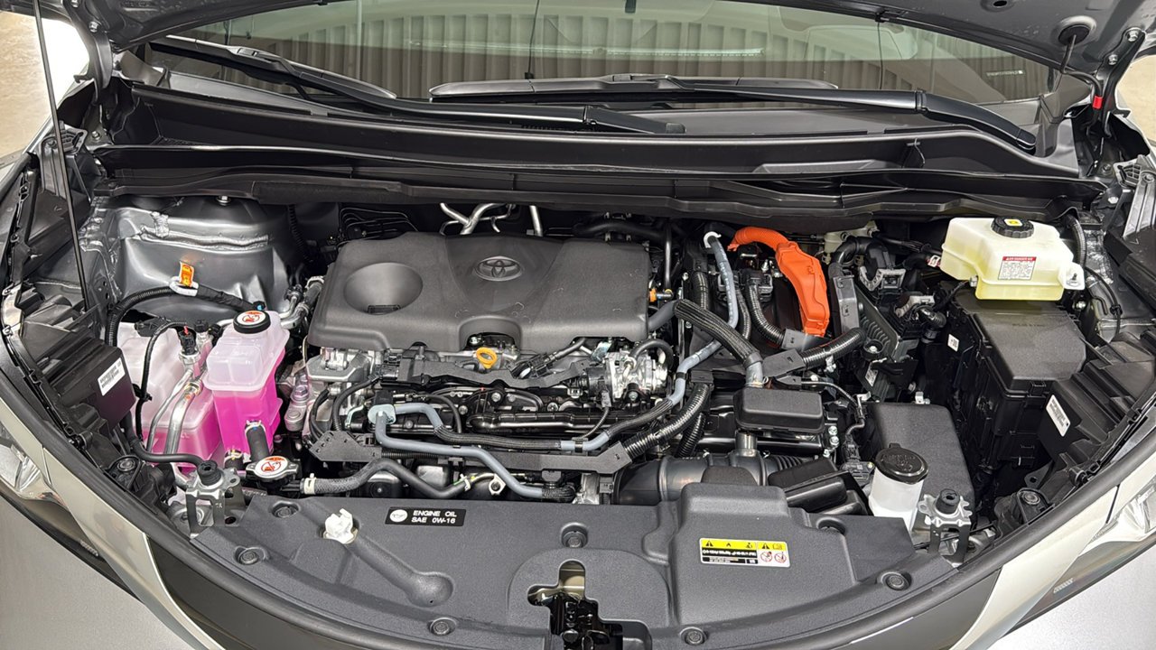 New 2026 Heavy Metal <sup>1</sup> Toyota  Platinum image 26