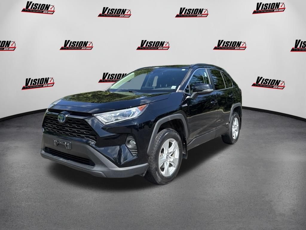 Used 2020 Black Toyota XLE image 1