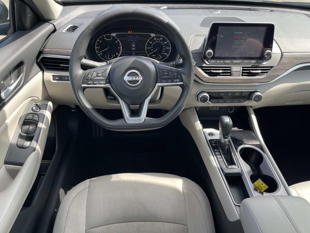 Certified Used 2024 Black Nissan 2.5 SV image 13