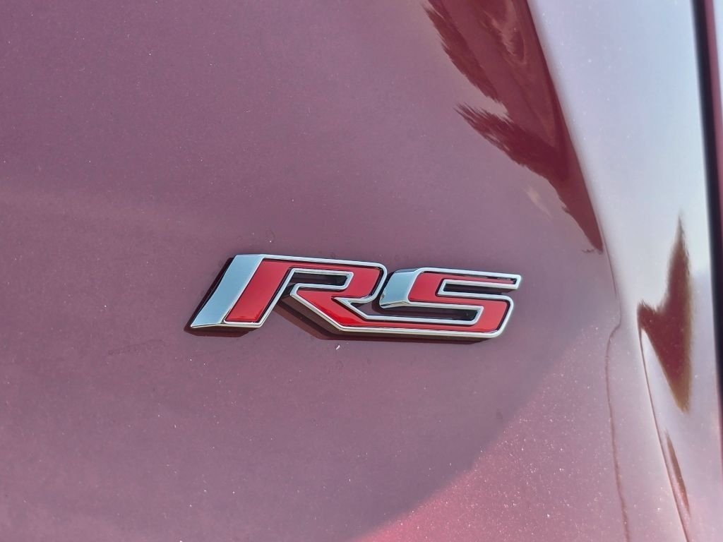 Used 2019 Cajun Red Tintcoat Chevrolet RS image 31