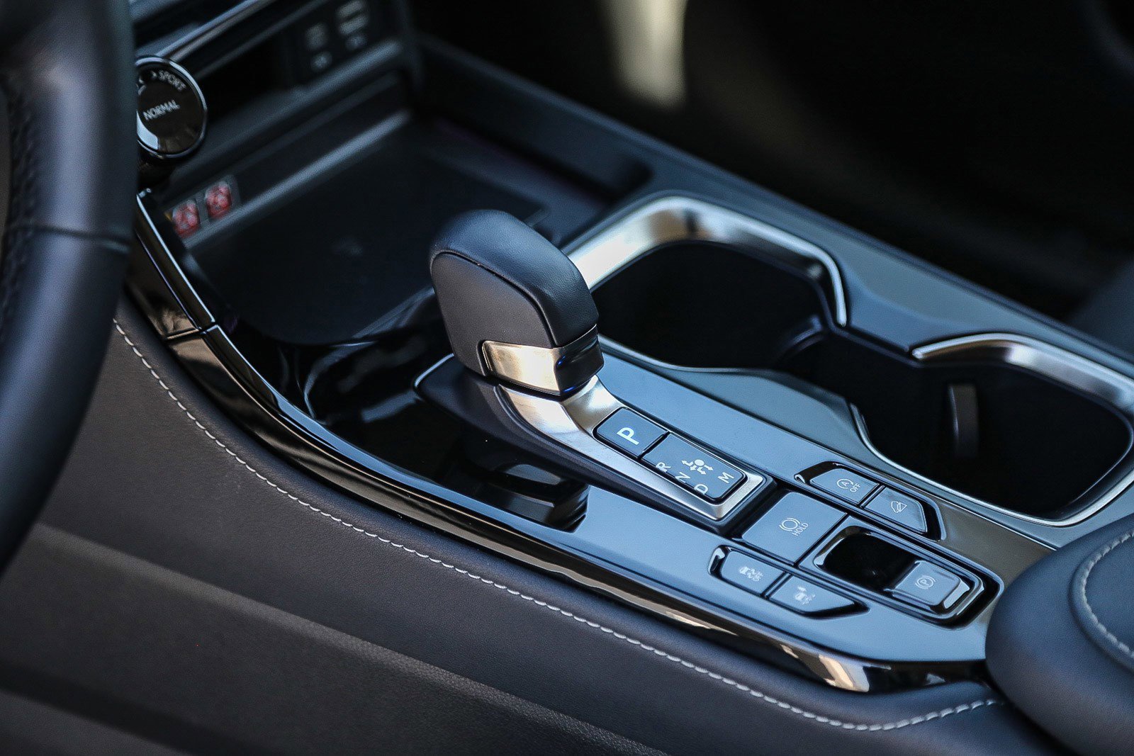 2025 Lexus NX 350 - Photo 19