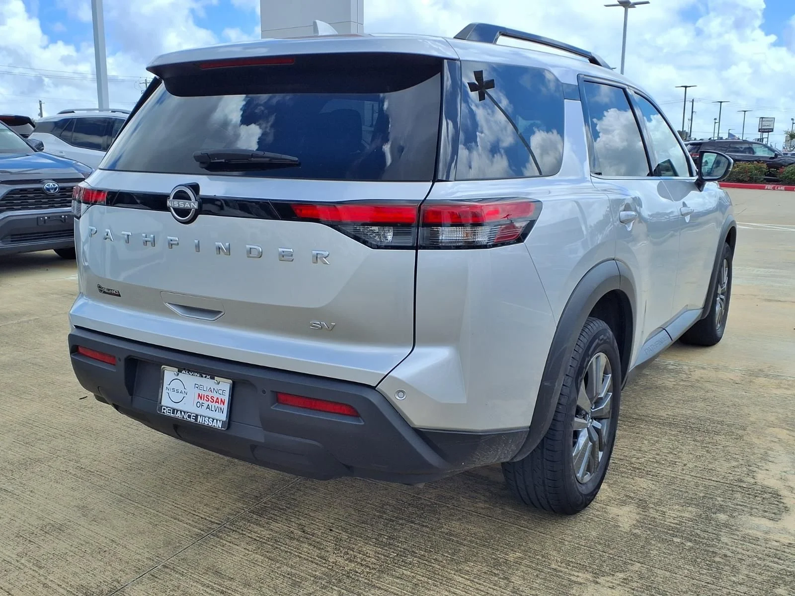 Used 2024 Silver Nissan SV image 4