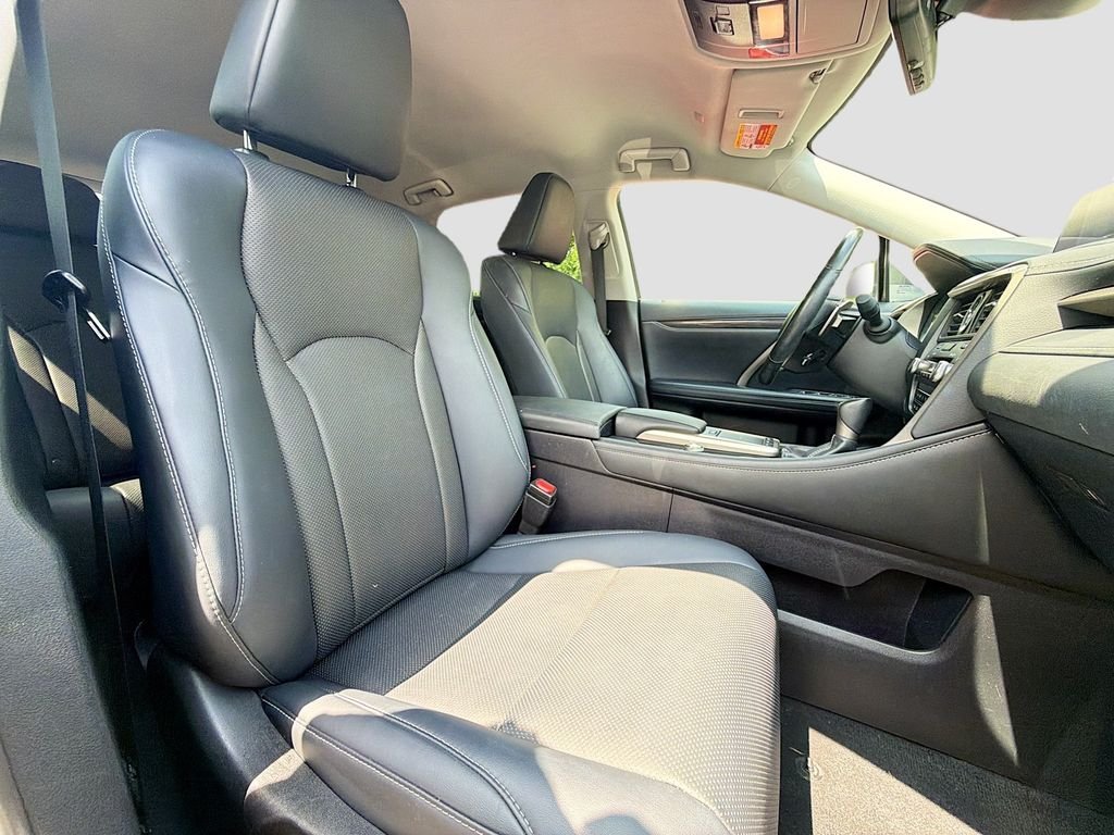 Used 2021 Eminent White Pearl Lexus  image 10