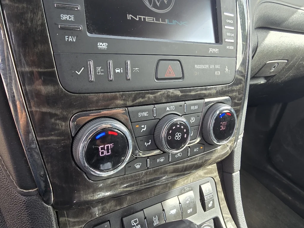 Used 2013 Quicksilver Metallic Buick Leather image 22