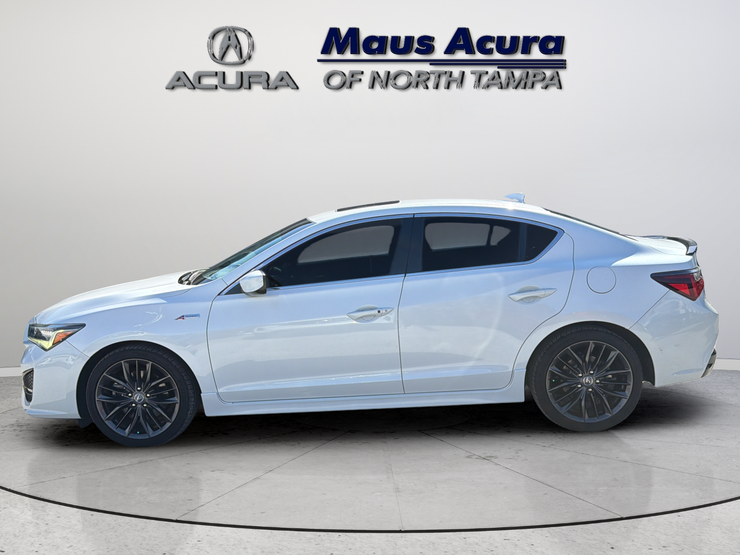Used 2020 Platinum White Pearl Acura Premium and A-SPEC Packages image 6