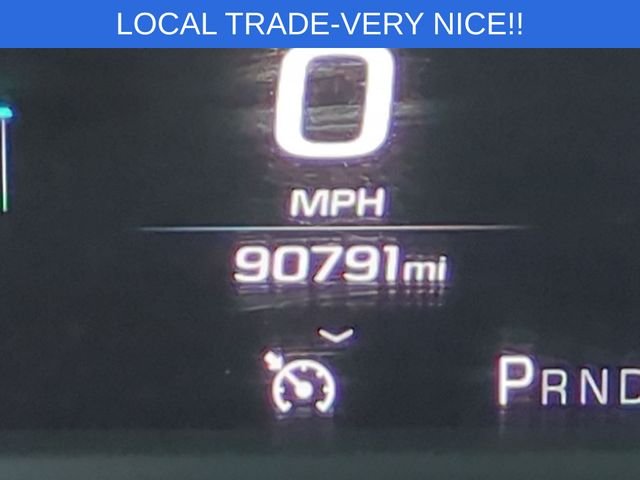 Used 2019 Gray GMC Denali image 23