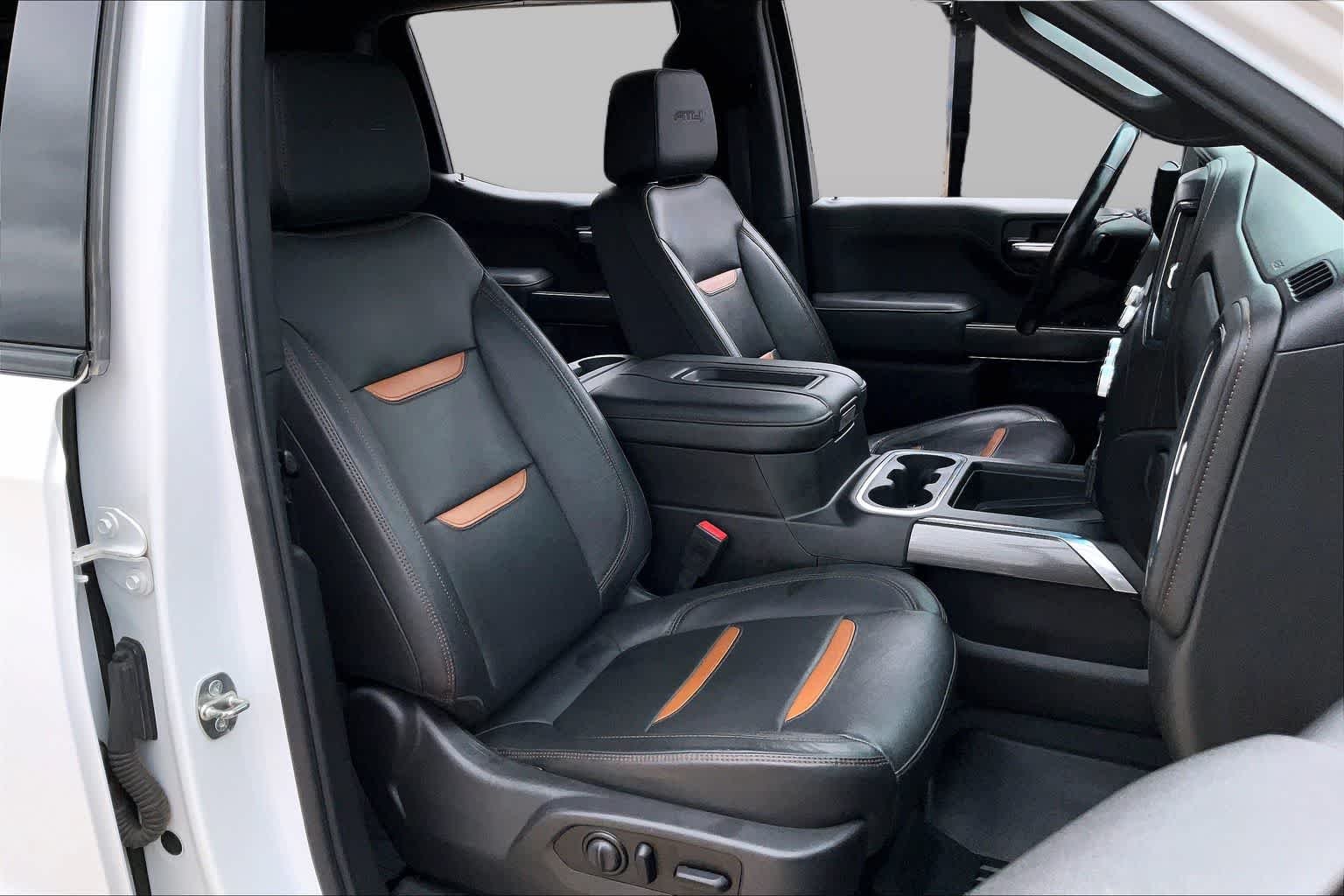Used 2021 Summit White GMC AT4 image 9