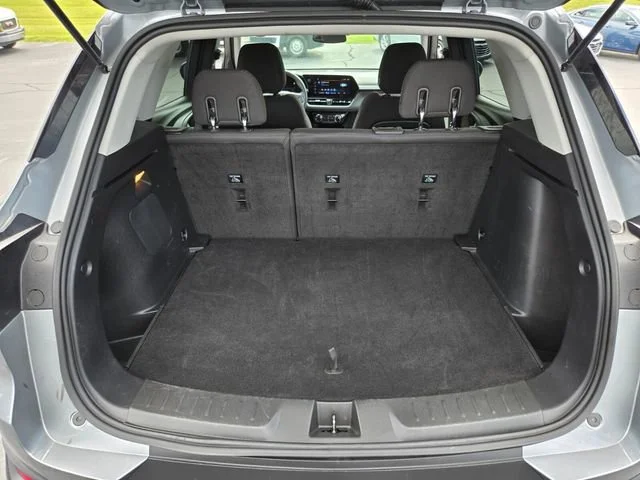 Used 2025 Sterling Gray Metallic Chevrolet LT image 16