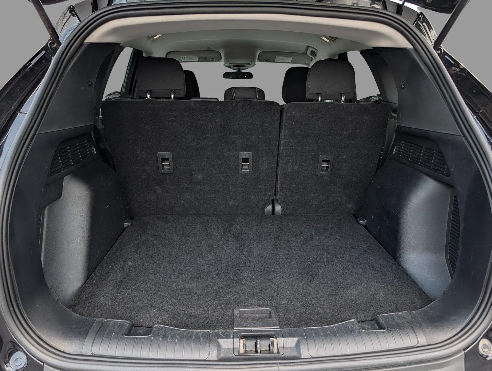 Used 2025 Agate Black Ford Active image 32