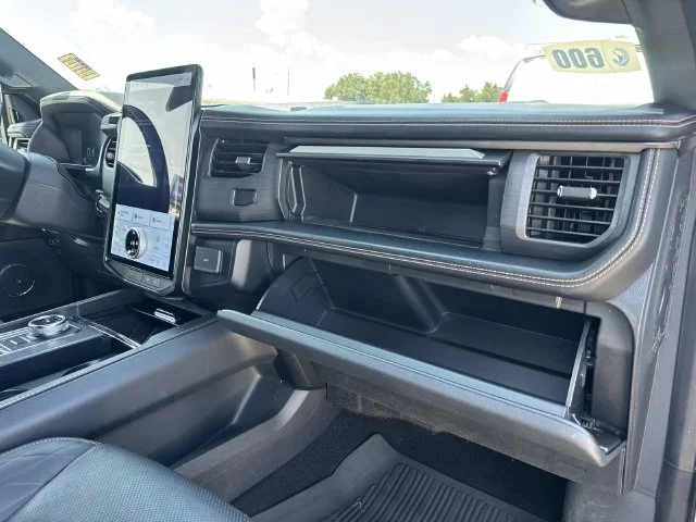 Used 2023 White Ford Platinum image 52
