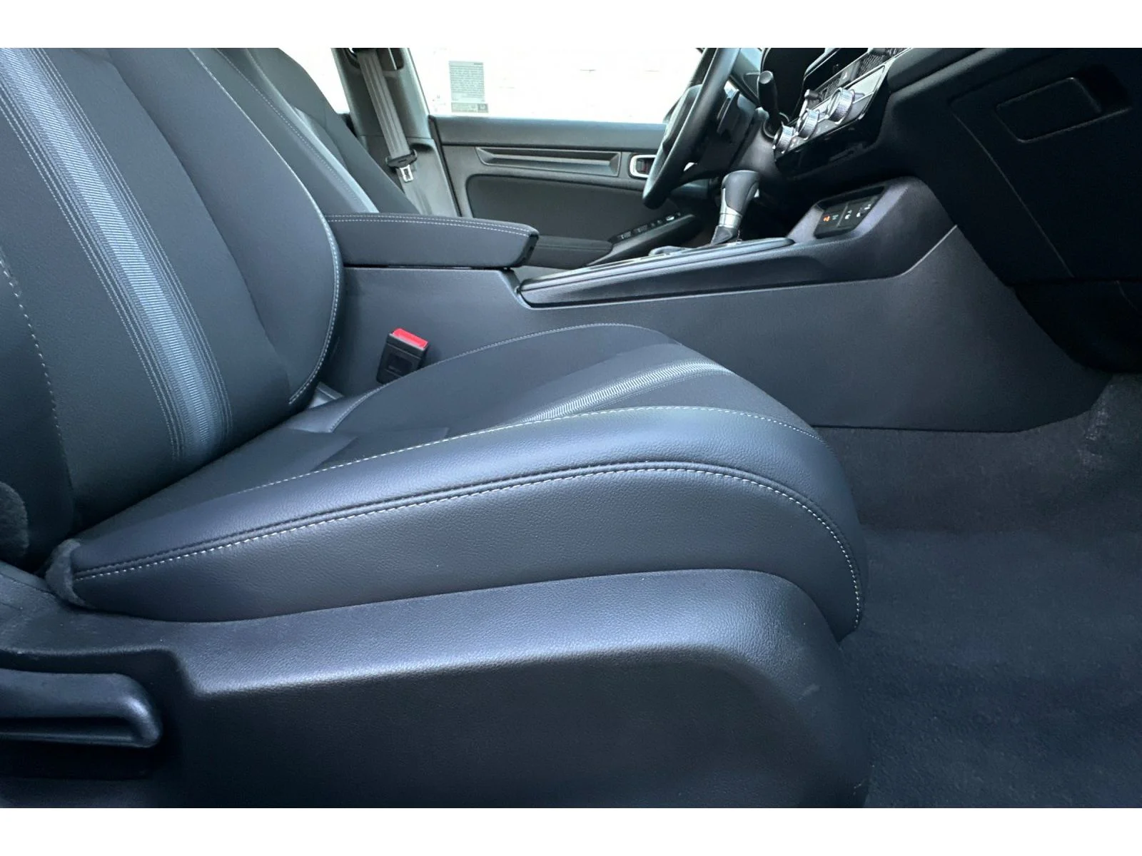 Used 2026 Platinum White Pearl Honda Sport image 22