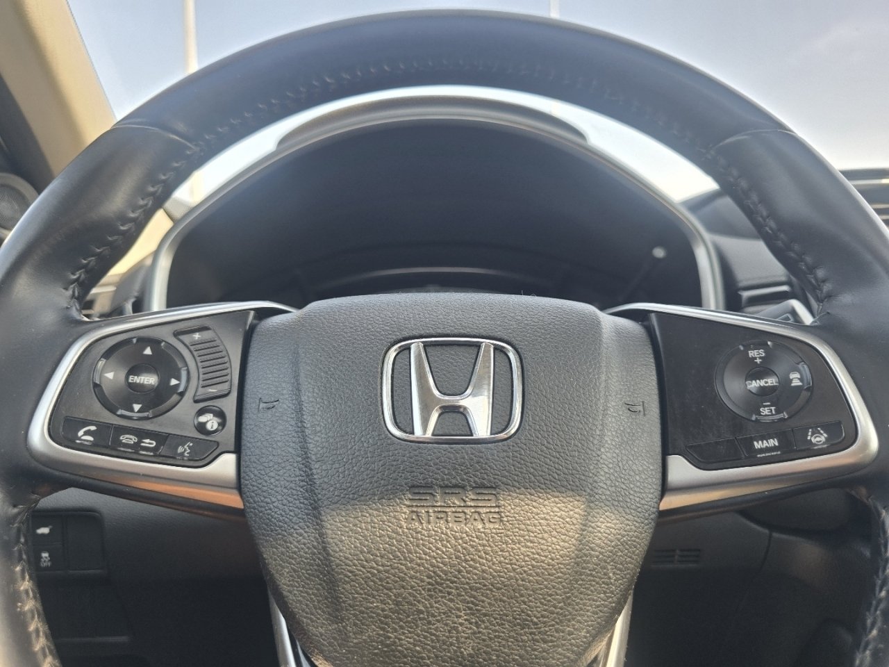 Used 2017 White Honda EX-L image 26