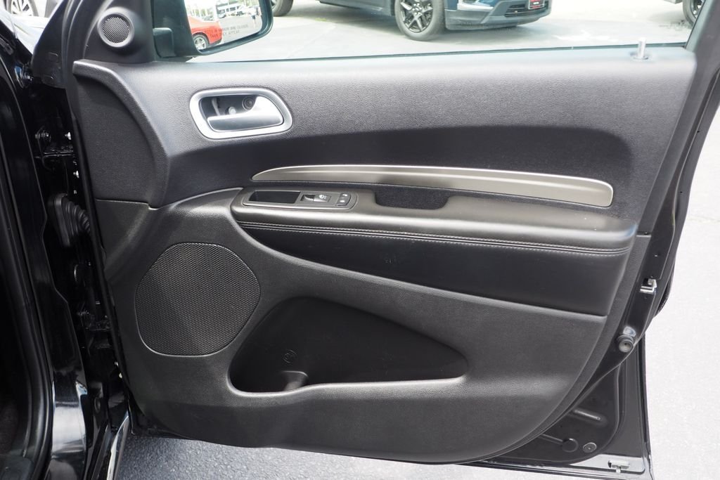Used 2019 Black Dodge SXT Plus image 22