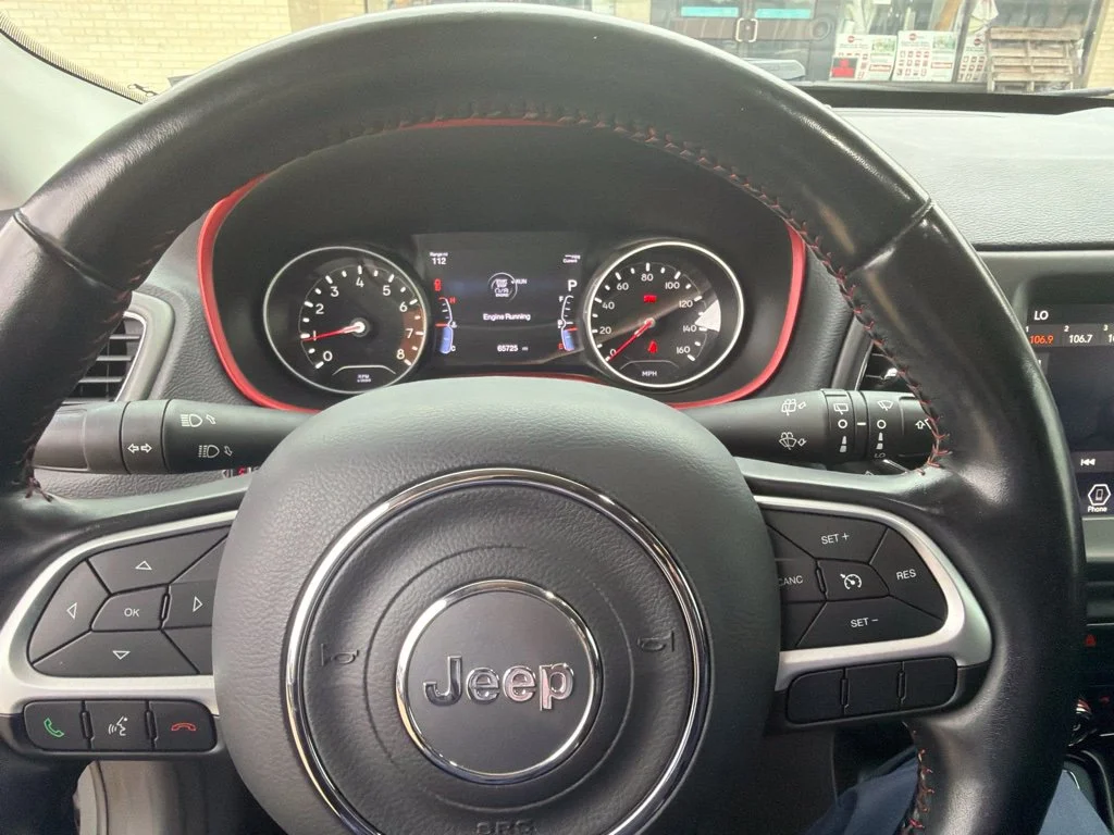 Used 2020 Gray Jeep Trailhawk image 24