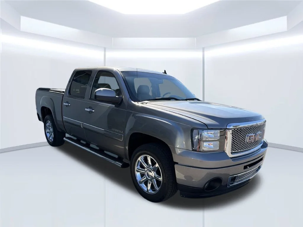 Used 2012 Gray GMC Denali image 9