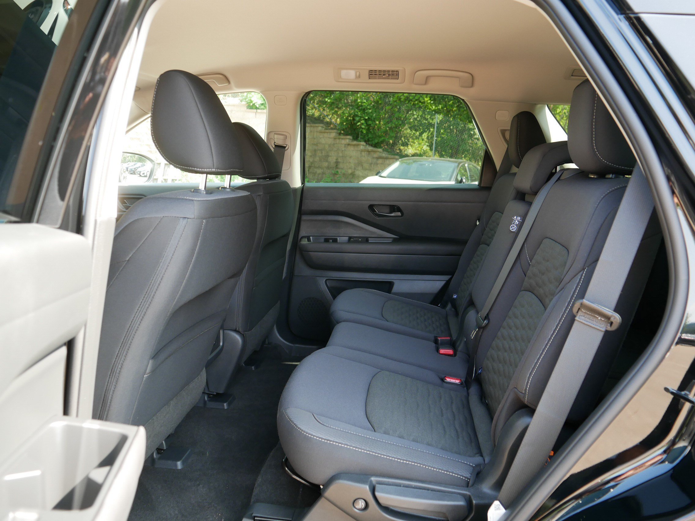 Certified Used 2025 Super Black Nissan SV image 35