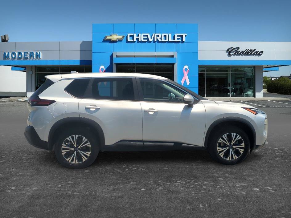 Used 2023 Brilliant Silver Metallic Nissan SV image 6