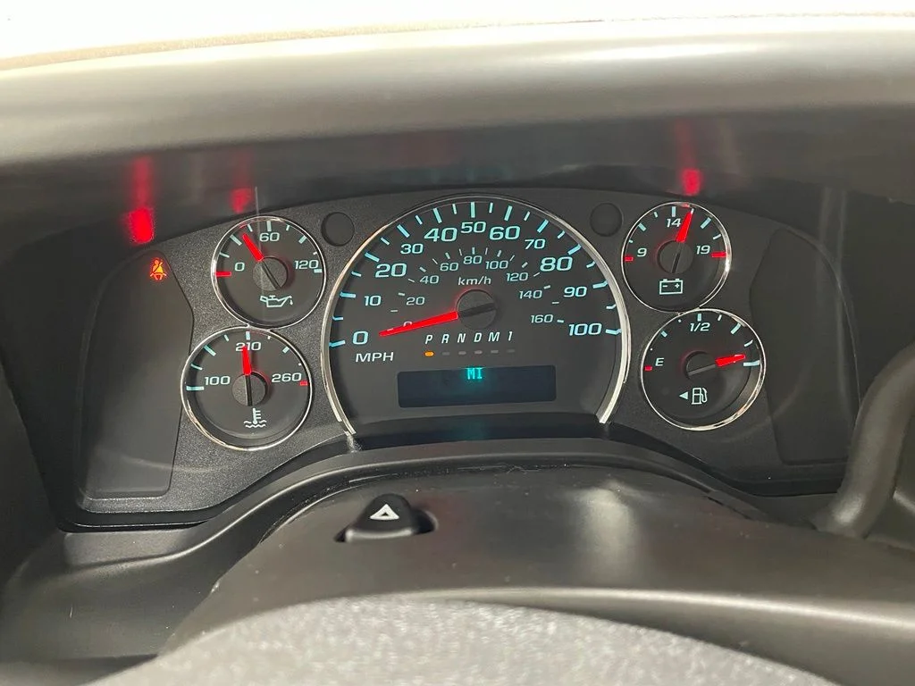 New 2026 White GMC Work Van image 23