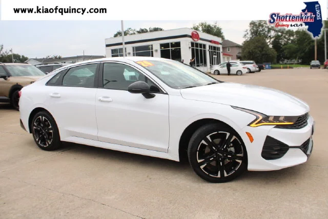 Used 2024 White Kia GT-Line image 1