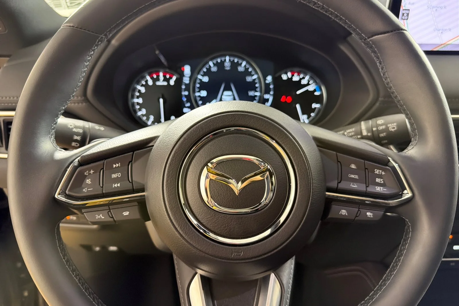 Used 2024 MACHINE GRAY Mazda 2.5 Turbo Signature AWD image 23