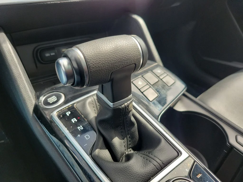 Used 2024 Red Kia X-Line image 30