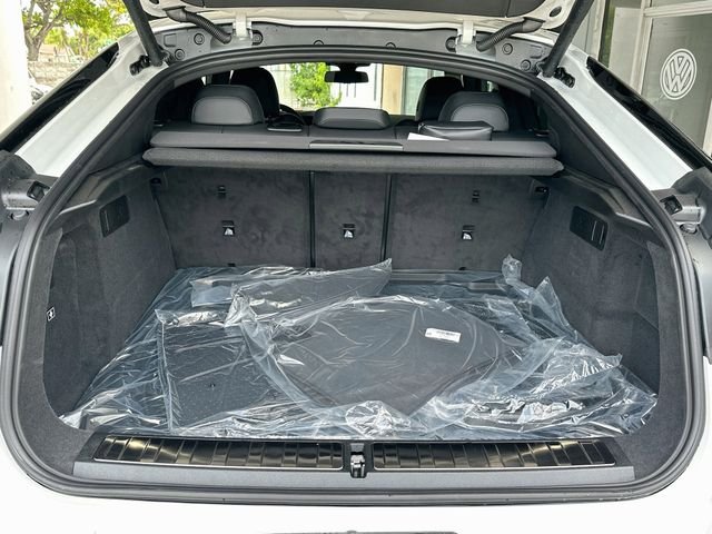 New 2027 White BMW xDrive40i image 19
