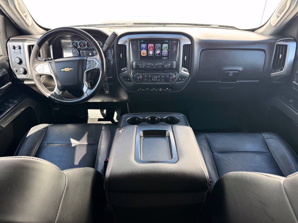 Used 2018 Gray Chevrolet LT image 26