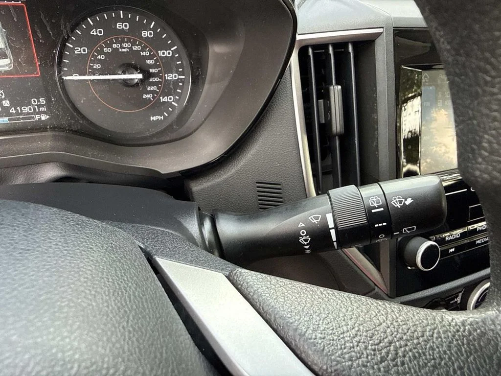 Used 2023 White Subaru Base image 35